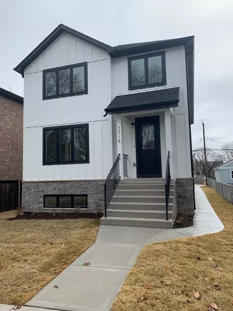 7715 W Balmoral Ave, Chicago, IL 60656