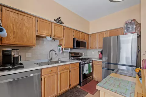 Kitchen - 14064 Denton Ct, Plainfield, IL 60544 photo 4 of 4