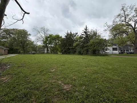 616 Robinson St, Danville, IL 61832