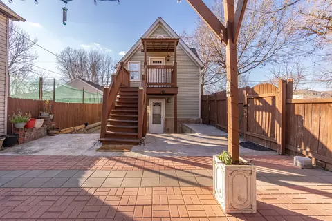 10800 S Buffalo Ave, Chicago, IL 60617
