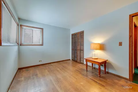 Bedroom - 305 E Normandy Dr, Addison, IL 60101 photo 2 of 6
