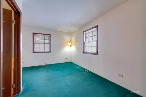 Bedroom - 305 E Normandy Dr, Addison, IL 60101 photo 4 of 6