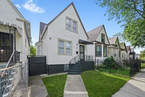 Exterior - 27 E 117th Pl, Chicago, IL 60628 photo 3 of 7