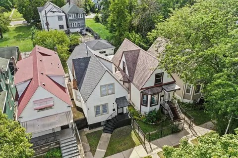 View/Area - 27 E 117th Pl, Chicago, IL 60628 photo 2 of 4