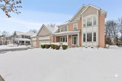 2647 Bainbridge Blvd, West Chicago, IL 60185