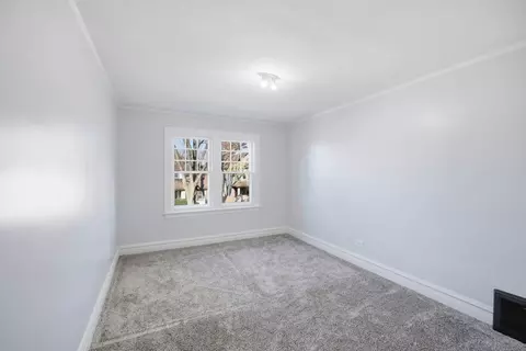 1489 E Algonquin Rd, Des Plaines, IL 60016 photo 14