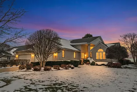 16300 Chickadee Cir, Orland Park, IL 60467