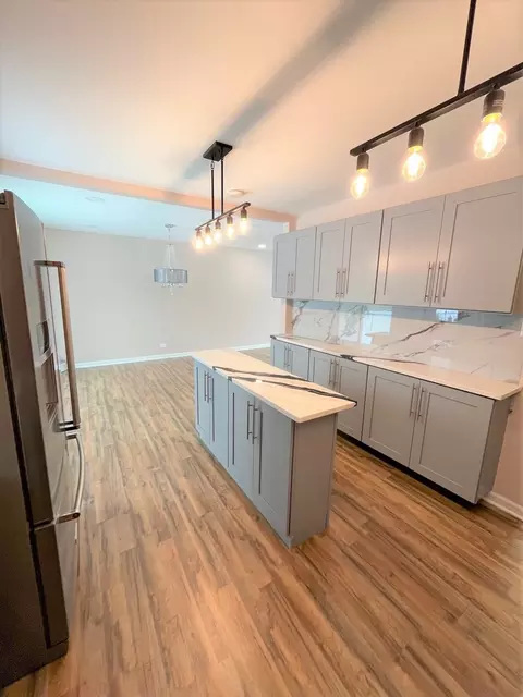 Kitchen - 525 S Cherry St, Itasca, IL 60143 photo 3 of 3