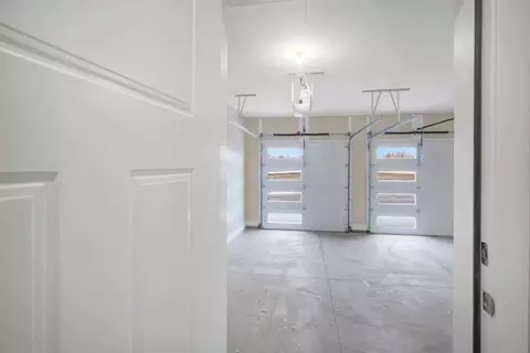 Entry Way - 5 Beech Tree Pl, Ottawa, IL 61350 photo 5 of 6
