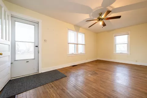 Living - 505 E 1st St, Homer, IL 61849 photo 2 of 3