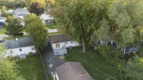 View/Area - 4304 Clearview Dr, Mchenry, IL 60050 photo 1 of 3