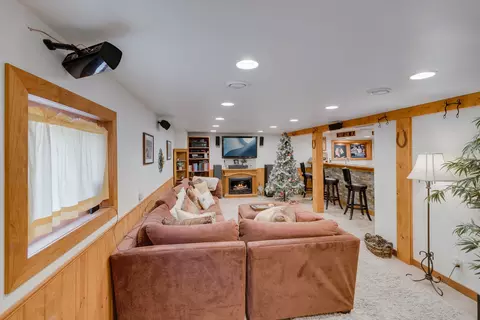 Living - 4323 Deyo Ave, Brookfield, IL 60513 photo 3 of 3