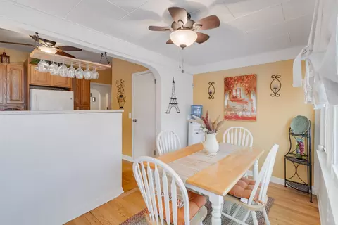 Dining - 4323 Deyo Ave, Brookfield, IL 60513 photo 2 of 2