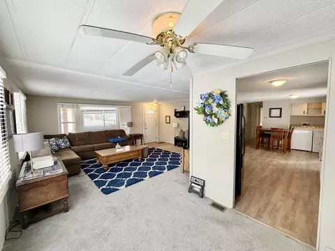 114 Melbrooke Dr, Elgin, IL 60123 photo 9