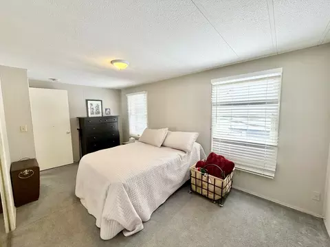 114 Melbrooke Dr, Elgin, IL 60123 photo 17