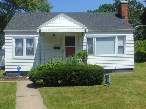 Exterior - 3618 Maple Ave, Mchenry, IL 60050 photo 2 of 3