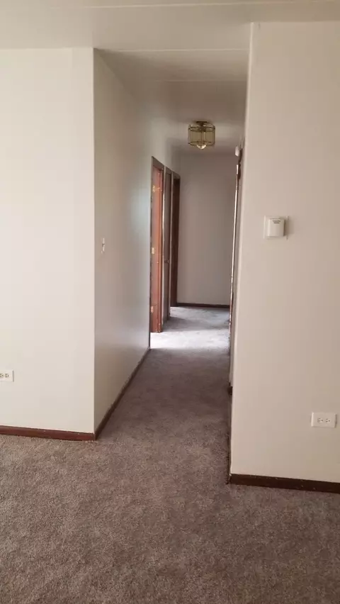 18550 Torrence Ave #19, Lansing, IL 60438 photo 2