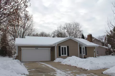 908 Glenmore Ln, Elgin, IL 60124 photo 3