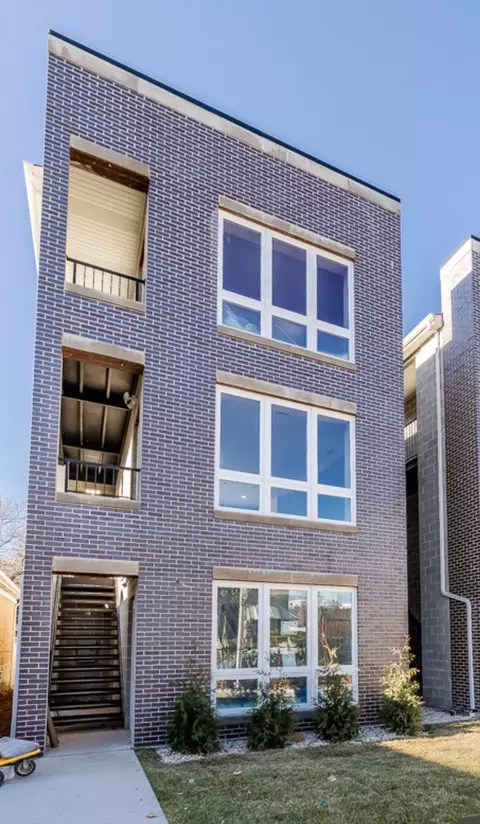 1230 S Fairfield Ave, Chicago, IL 60608