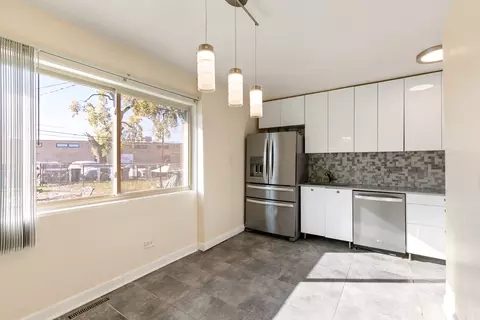 1731 E 74th St, Chicago, IL 60649 photo 5