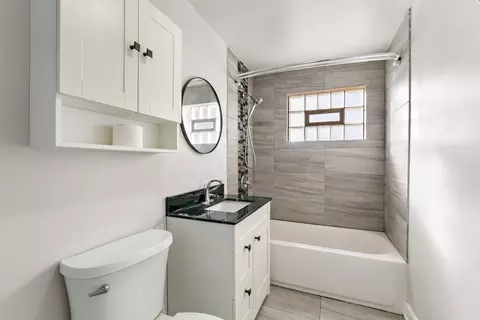 1731 E 74th St, Chicago, IL 60649 photo 13