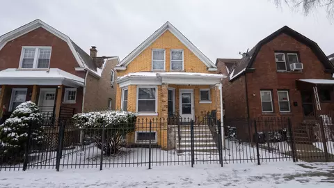 1224 N Harding Ave, Chicago, IL 60651