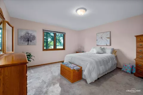Bedroom - 43 S Juniper Dr, North Aurora, IL 60542 photo 2 of 3