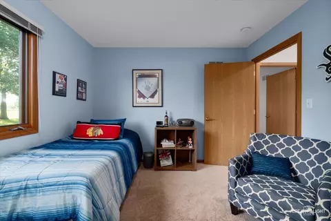 Bedroom - 43 S Juniper Dr, North Aurora, IL 60542 photo 1 of 3