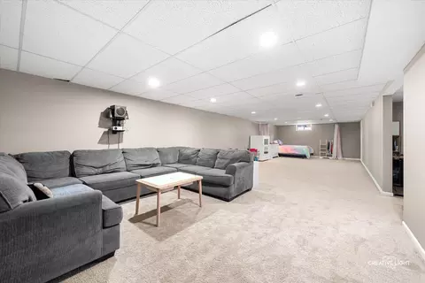 775 E State St, South Elgin, IL 60177 photo 12