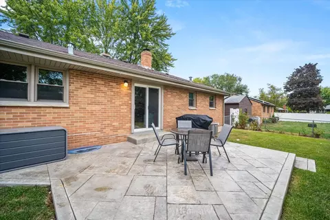 775 E State St, South Elgin, IL 60177 photo 18