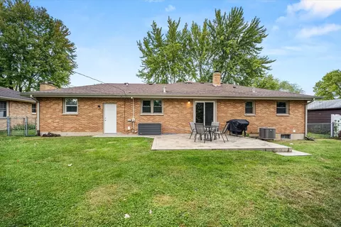 775 E State St, South Elgin, IL 60177 photo 11