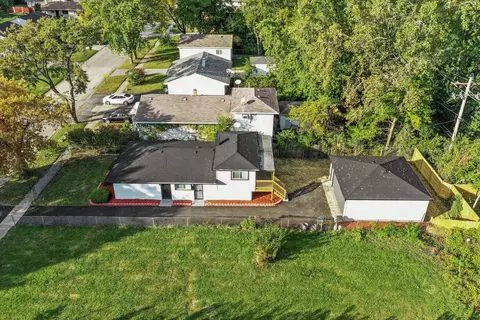 View/Area - 16619 Marshfield Ave, Markham, IL 60428 photo 2 of 5
