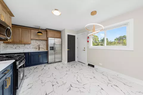 Kitchen - 16619 Marshfield Ave, Markham, IL 60428 photo 2 of 3