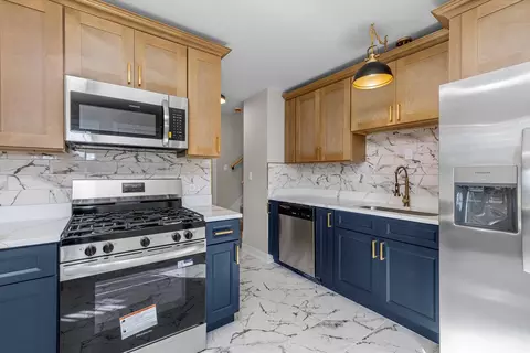 Kitchen - 16619 Marshfield Ave, Markham, IL 60428 photo 3 of 3