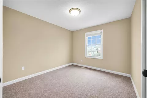 Bedroom - 307 Thicket Pt, Normal, IL 61761 photo 9 of 9
