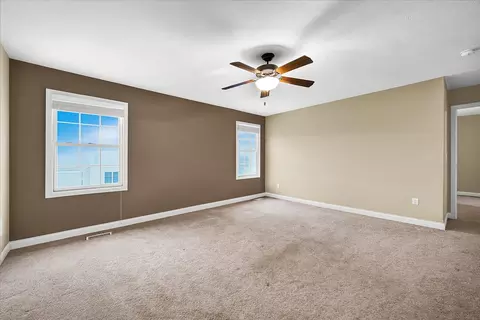 Bedroom - 307 Thicket Pt, Normal, IL 61761 photo 2 of 9