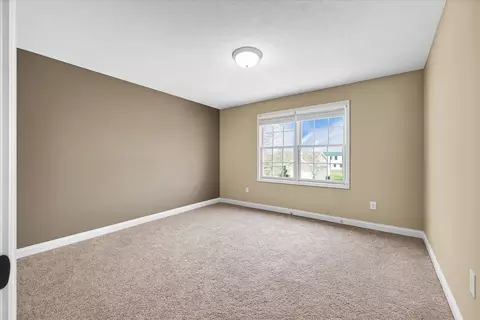 Bedroom - 307 Thicket Pt, Normal, IL 61761 photo 7 of 9