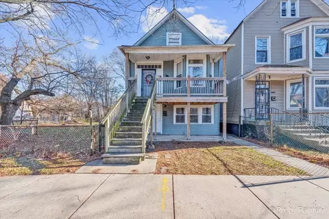 8525 S Saginaw Ave, Chicago, IL 60617