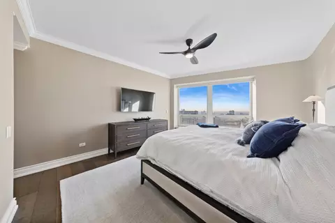 Bedroom - 57 E Delaware Pl #3906, Chicago, IL 60611 photo 2 of 4