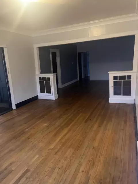 Living - 237 W 114th St, Chicago, IL 60628 photo 2 of 3