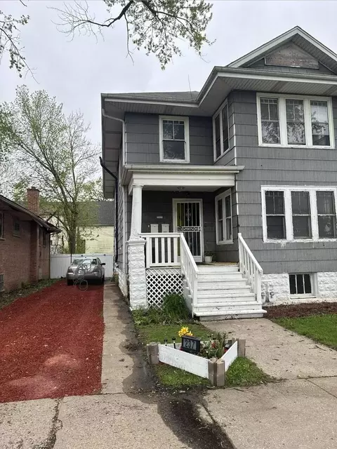 237 W 114th St, Chicago, IL 60628