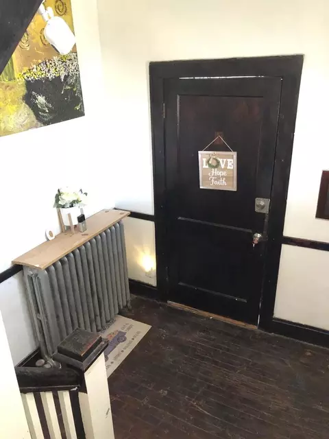 Entry Way - 237 W 114th St, Chicago, IL 60628 photo 1 of 8