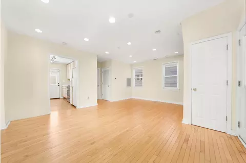 Living - 2108 Harrison St, Evanston, IL 60201 photo 4 of 5