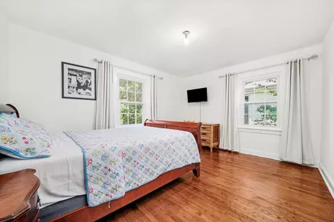 Bedroom - 2108 Harrison St, Evanston, IL 60201 photo 1 of 4