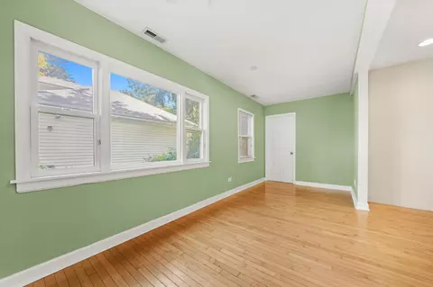 Living - 2108 Harrison St, Evanston, IL 60201 photo 3 of 5