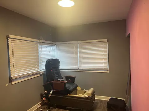 3200 Thrush Ln, Rolling Meadows, IL 60008 photo 9