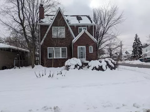1527 Brookside Ave, Waukegan, IL 60085