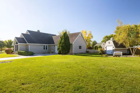 Exterior - 143 Bush Dr, Elwood, IL 60421 photo 2 of 11