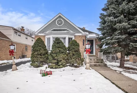 1673 Spruce Ave, Des Plaines, IL 60018