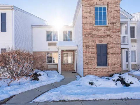 1648 Mcclure Rd #1648, Aurora, IL 60505